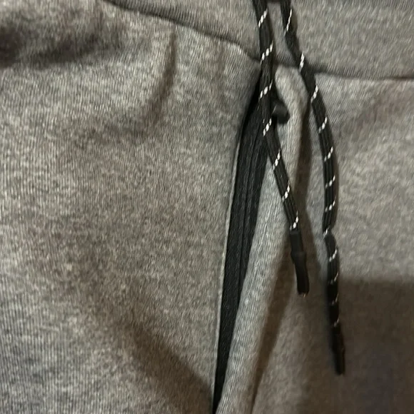 Tuxy - Picture 5 of 16